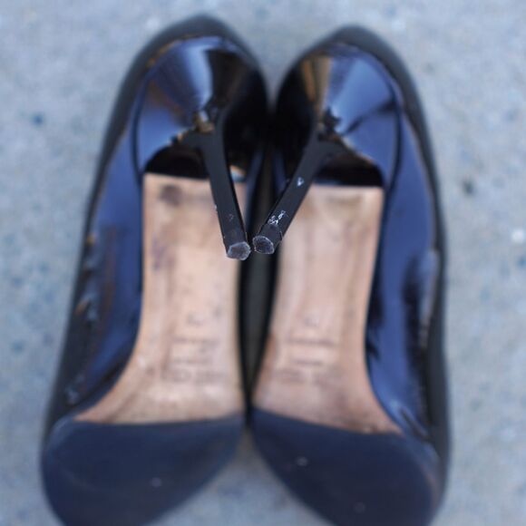 Jimmy Choo Gilbert Patent Leather Pumps Black Size 39 Italy Classic Heels Repair - Picture 7 of 12